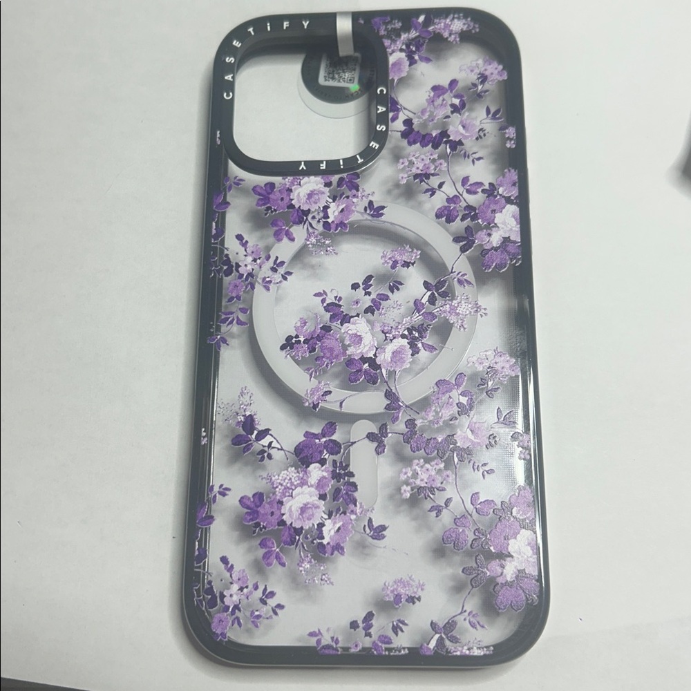 Casetify case 16 Pro Max lilac flowers